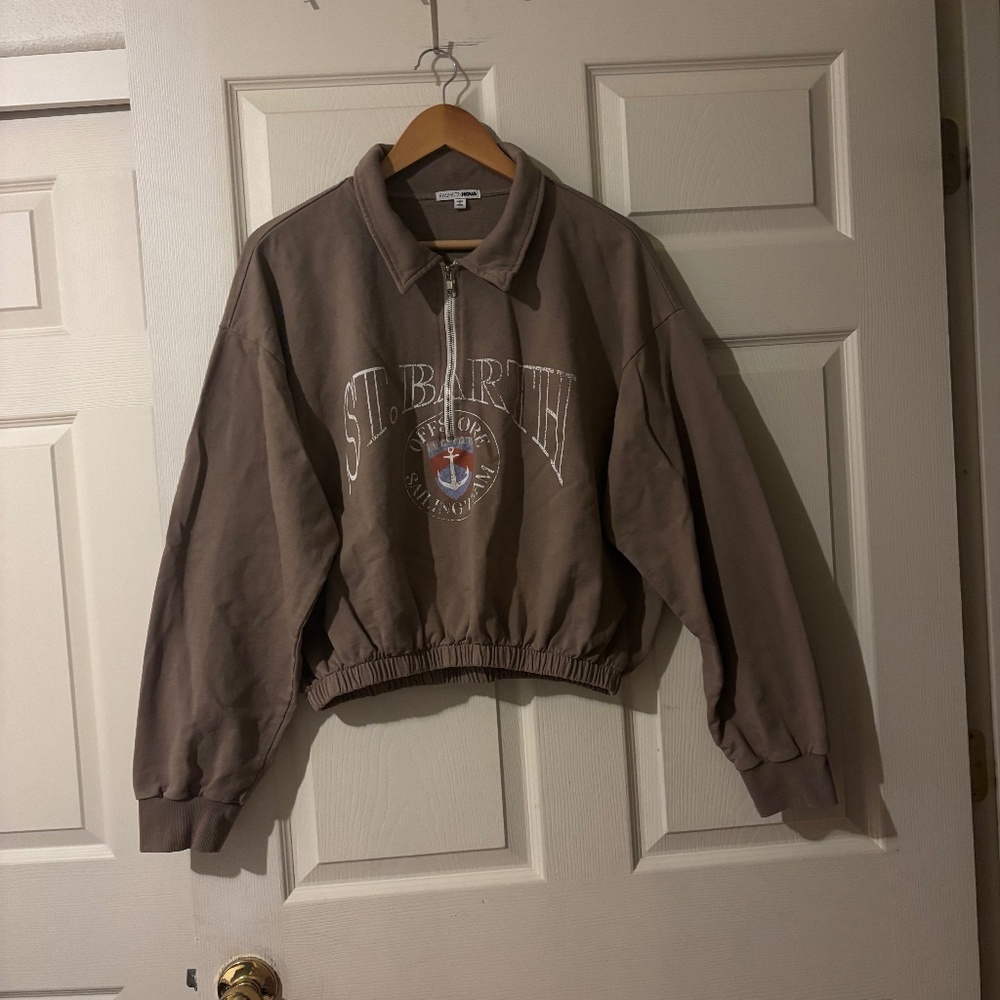 Fashion Nova half zip cropped sweatshirt